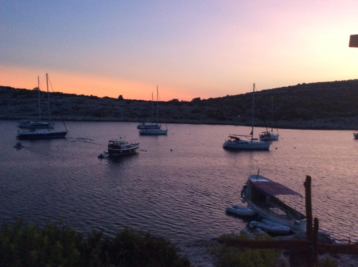 Poseidon Holiday Guesthouse Žirje المظهر الخارجي الصورة