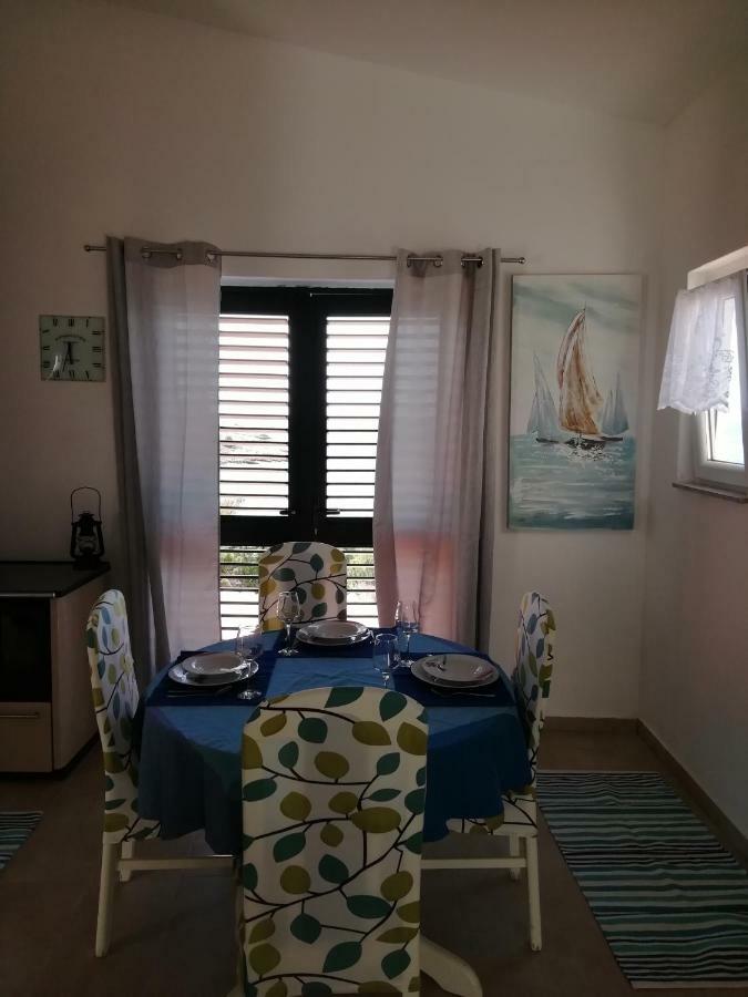 Poseidon Holiday Guesthouse Žirje المظهر الخارجي الصورة